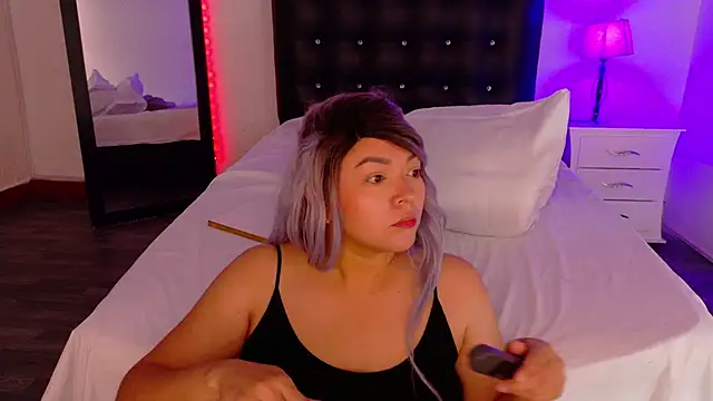 Snapshot of Cuckold_lover69 chatting on September 21, 2025, 1:27 pm Cuckold lover69 online show from September 21, 2025, 1:27 pm