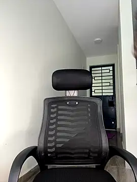 Snapshot of Fanclubbbbb chatting on September 12, 2025, 9:20 am Fanclubbbbb online show from September 12, 2025, 9:20 am