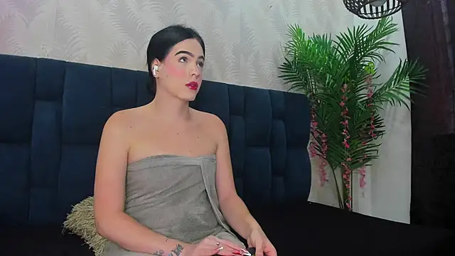 Ammy Connor1 online show from December 15, 2025, 8:36 pm