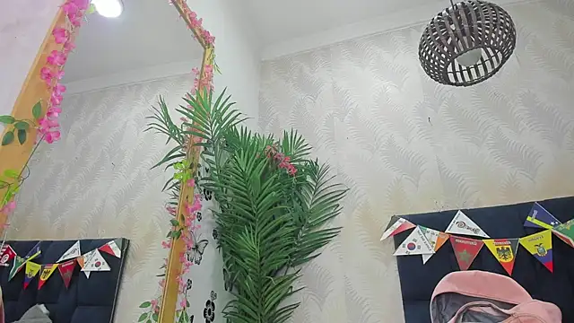 Snapshot of Ammy_Connor1 chatting on June 24, 2026, 7:44 pm Ammy Connor1 online show from June 24, 2026, 7:44 pm