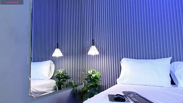 MaluDiaz online show from October 15, 2025, 5:10 pm