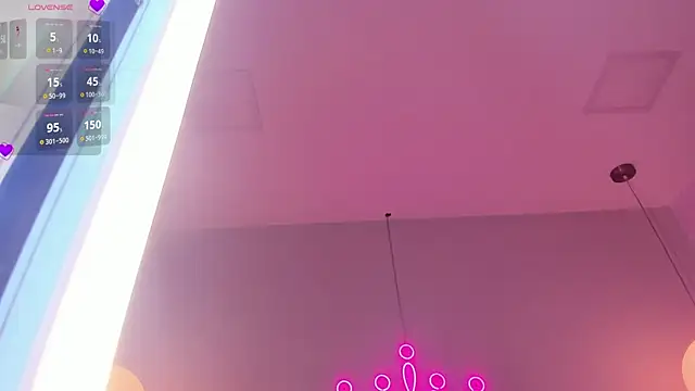 violeth hill online show from October 13, 2025, 7:59 pm