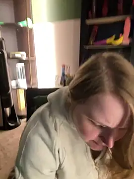 Snapshot of GingerSnap33 chatting on February 24, 2026, 3:18 am GingerSnap33 online show from February 24, 2026, 3:18 am