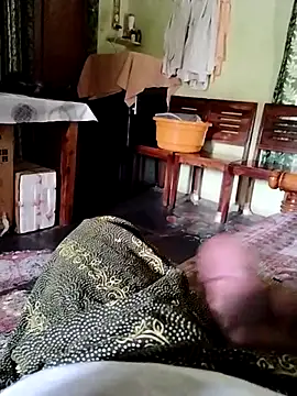 Snapshot of sri995955 chatting on March 11, 2025, 3:58 am sri995955 online show from March 11, 2025, 3:58 am