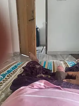 Snapshot of sri995955 chatting on November 28, 2025, 5:29 am sri995955 online show from November 28, 2025, 5:29 am