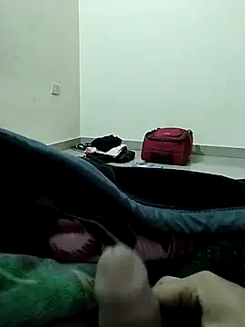 Snapshot of sri995955 chatting on February 13, 2025, 12:32 pm sri995955 online show from February 13, 2025, 12:32 pm