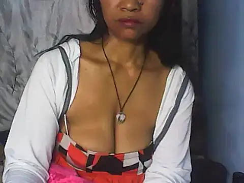 Snapshot of nene_belle chatting on September 24, 2025, 6:25 pm nene belle online show from September 24, 2025, 6:25 pm