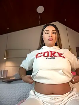 Snapshot of Miss_ary chatting on April 6, 2026, 11:33 am Miss ary online show from April 6, 2026, 11:33 am