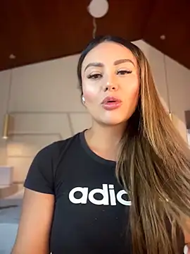 Snapshot of Miss_ary chatting on April 8, 2026, 11:44 am Miss ary online show from April 8, 2026, 11:44 am