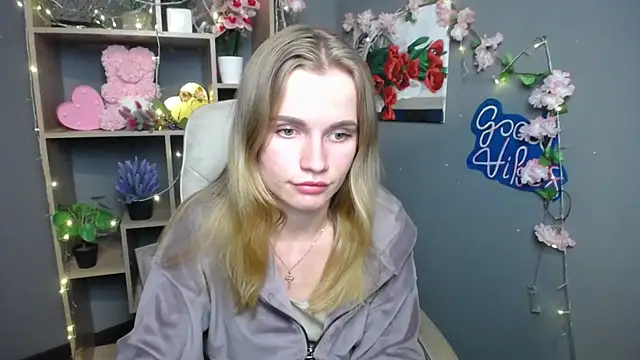 MargaritaKiss online show from May 29, 2026, 7:53 pm