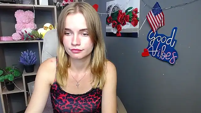 MargaritaKiss online show from July 10, 2026, 6:02 am