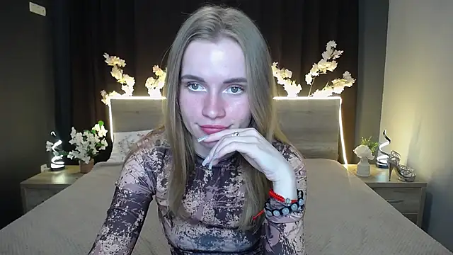 MargaritaKiss online show from April 22, 2026, 6:25 pm