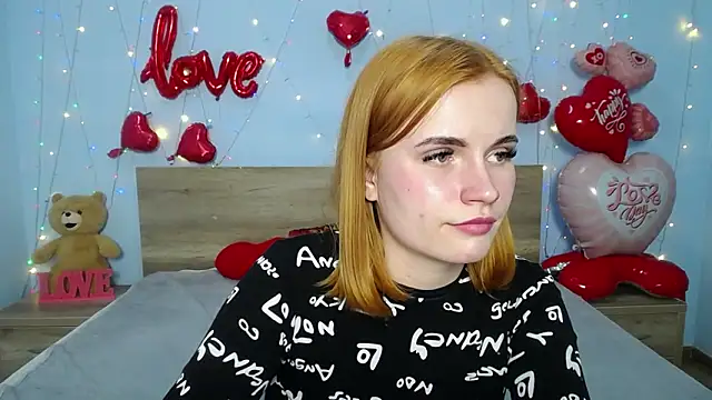 Snapshot of MargaritaKiss chatting on February 25, 2025, 11:37 pm MargaritaKiss online show from February 25, 2025, 11:37 pm