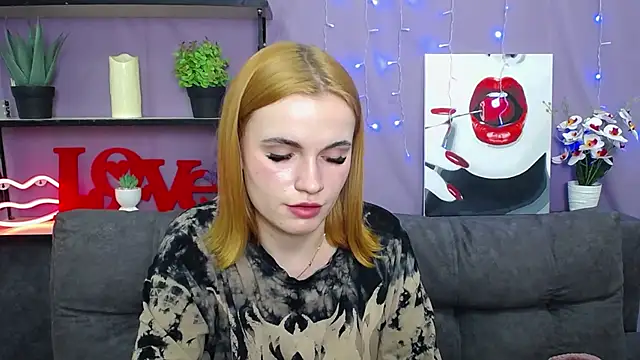 Snapshot of MargaritaKiss chatting on March 14, 2025, 10:49 pm MargaritaKiss online show from March 14, 2025, 10:49 pm