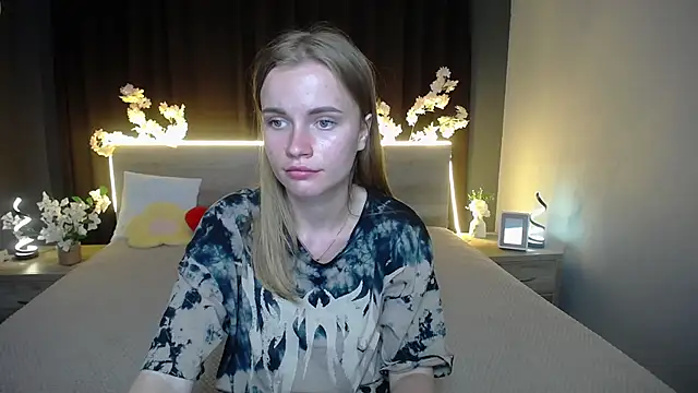 MargaritaKiss online show from May 25, 2026, 7:56 pm