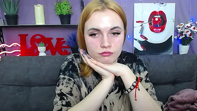 Snapshot of MargaritaKiss chatting on March 15, 2025, 5:52 am MargaritaKiss online show from March 15, 2025, 5:52 am