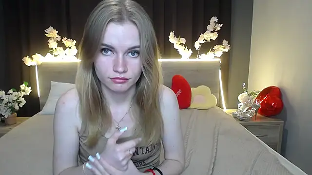 MargaritaKiss online show from May 15, 2026, 7:34 pm