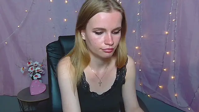 MargaritaKiss online show from May 20, 2026, 7:00 pm