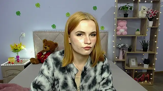 Snapshot of MargaritaKiss chatting on March 19, 2025, 7:17 pm MargaritaKiss online show from March 19, 2025, 7:17 pm