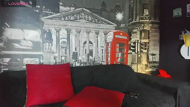 Snapshot of CloeRodriguez chatting on May 6, 2026, 9:19 pm CloeRodriguez online show from May 6, 2026, 9:19 pm