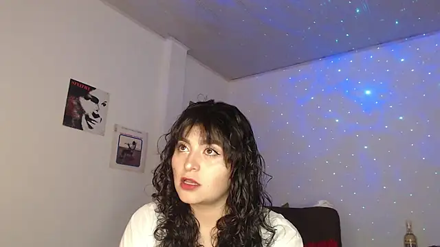 Snapshot of Marci_owo chatting on March 7, 2025, 11:49 pm Marci owo online show from March 7, 2025, 11:49 pm