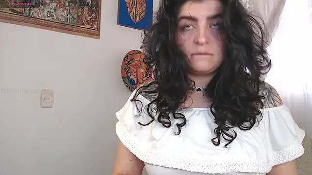 Marci owo online show from May 17, 2026, 1:44 pm