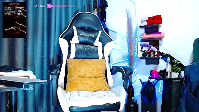 the dog lian online show from November 6, 2025, 1:20 am