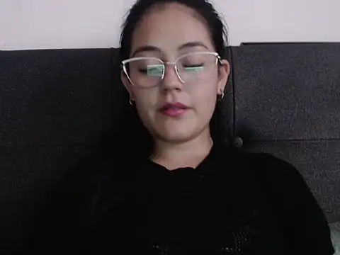 Snapshot of Alisha_99 chatting on April 19, 2026, 10:34 pm Alisha 99 online show from April 19, 2026, 10:34 pm