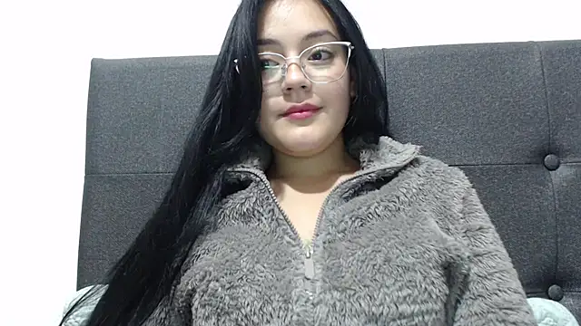 Snapshot of Alisha_99 chatting on May 15, 2026, 10:24 am Alisha 99 online show from May 15, 2026, 10:24 am
