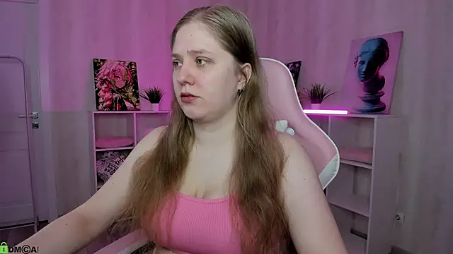 Snapshot of Megan_Violer chatting on May 7, 2026, 5:16 pm Megan Violer online show from May 7, 2026, 5:16 pm