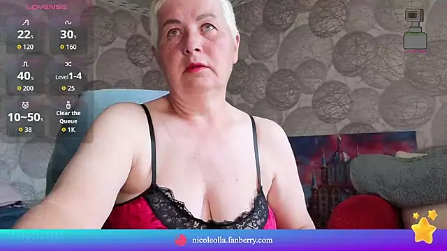 Snapshot of NicoleOlla chatting on May 17, 2026, 1:38 am NicoleOlla online show from May 17, 2026, 1:38 am