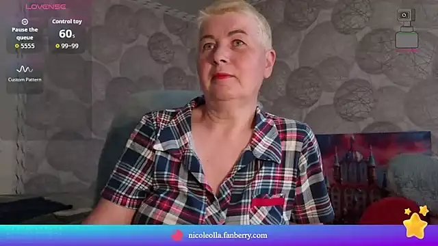 Snapshot of NicoleOlla chatting on May 1, 2026, 11:54 pm NicoleOlla online show from May 1, 2026, 11:54 pm