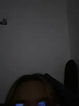 Snapshot of Pucaa_ chatting on April 24, 2026, 3:08 am Pucaa online show from April 24, 2026, 3:08 am