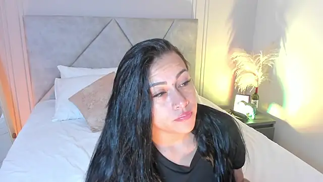 Snapshot of Miss_Ambeer chatting on March 8, 2026, 1:03 pm Miss Ambeer online show from March 8, 2026, 1:03 pm