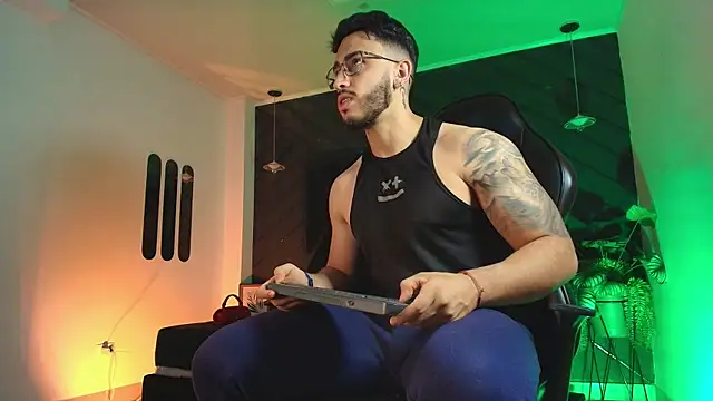 Liam Kleiin online show from April 4, 2026, 11:28 am