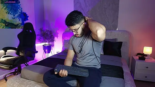 Liam Kleiin online show from May 20, 2026, 11:29 am