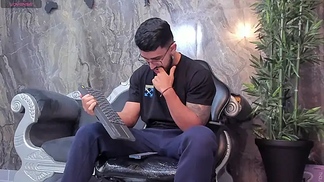 Liam Kleiin online show from March 6, 2025, 11:36 am