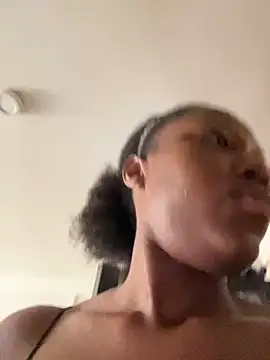 Snapshot of kellya_ chatting on March 19, 2026, 2:39 pm kellya online show from March 19, 2026, 2:39 pm