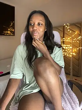 Snapshot of kellya_ chatting on February 28, 2026, 11:26 pm kellya online show from February 28, 2026, 11:26 pm