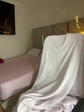 Snapshot of kellya_ chatting on April 3, 2026, 10:16 pm kellya online show from April 3, 2026, 10:16 pm