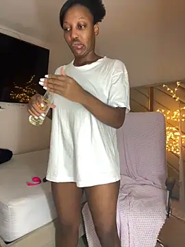 Snapshot of kellya_ chatting on March 20, 2026, 10:00 pm kellya online show from March 20, 2026, 10:00 pm