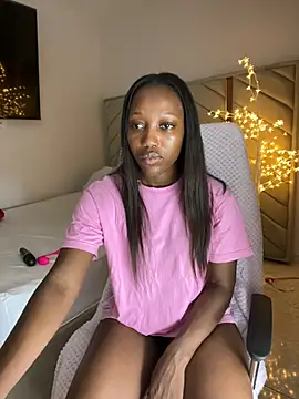 Snapshot of kellya_ chatting on April 15, 2026, 8:53 pm kellya online show from April 15, 2026, 8:53 pm