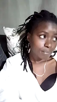 lauraporsi online show from February 18, 2025, 10:05 am