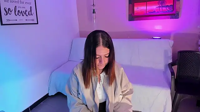Snapshot of ArianaBaker chatting on September 18, 2025, 3:15 pm ArianaBaker online show from September 18, 2025, 3:15 pm