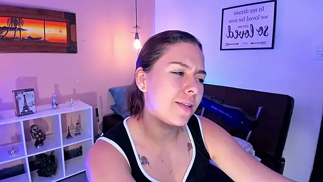 Snapshot of ArianaBaker chatting on February 24, 2025, 2:15 pm ArianaBaker online show from February 24, 2025, 2:15 pm