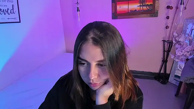 Snapshot of ArianaBaker chatting on September 30, 2025, 1:28 pm ArianaBaker online show from September 30, 2025, 1:28 pm