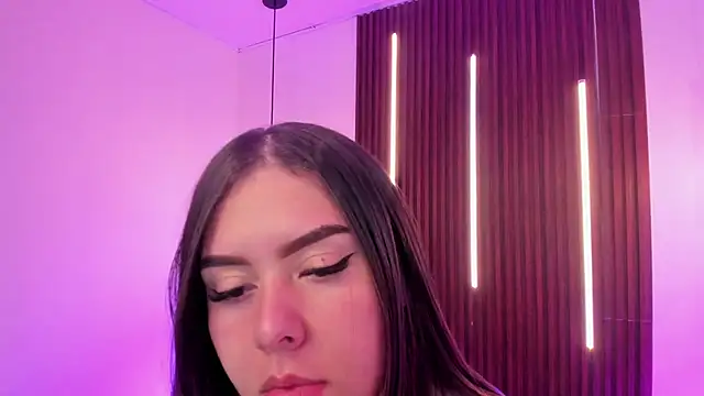 ArianaBaker online show from June 2, 2026, 12:27 pm