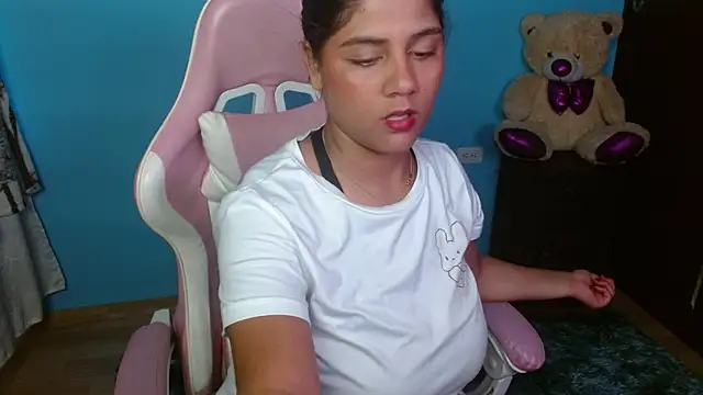 Snapshot of Candela-Smith chatting on February 26, 2026, 10:10 pm Candela-Smith online show from February 26, 2026, 10:10 pm