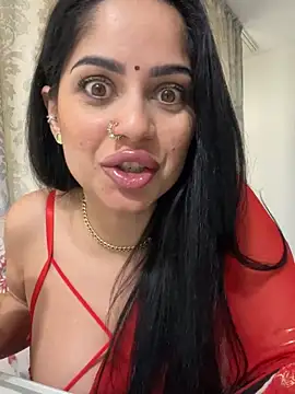 Snapshot of _adelle chatting on May 2, 2026, 10:42 am adelle online show from May 2, 2026, 10:42 am