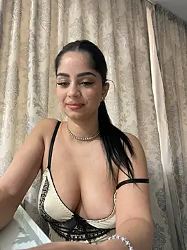 Snapshot of _adelle chatting on February 27, 2025, 12:12 pm adelle online show from February 27, 2025, 12:12 pm